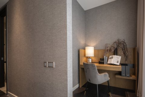 Condo in Bangkok, Thailand, 2 bedrooms  № 180901 - photo 17