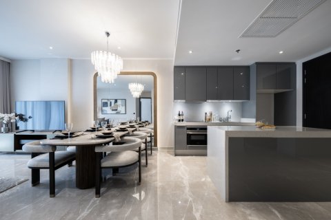 Condo in Bangkok, Thailand, 2 bedrooms  № 180901 - photo 2