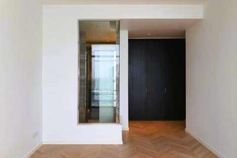 Condo in Bangkok, Thailand, 3 bedrooms  № 180903 - photo 11