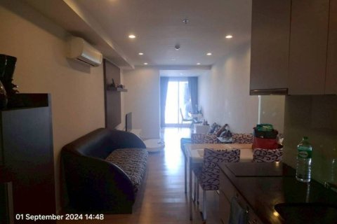 Кондоминиум с 1 спальней в Бангкоке, Таиланд № 172812 - фото 2