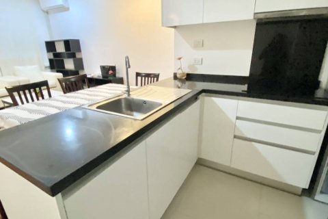 Кондоминиум с 2 спальнями в Бангкоке, Таиланд № 172811 - фото 5