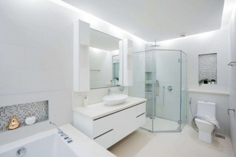 House in Hua Hin, Thailand 3 bedrooms № 157172 - photo 18