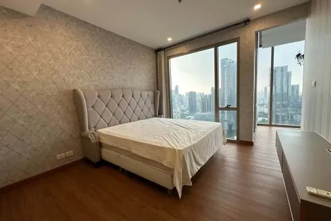 Condo in Khlong Toei, Bangkok, Thailand, 3 bedrooms № 157173 - photo 9