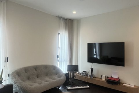 House in Samut Prakan, Thailand 4 bedrooms № 159173 - photo 8