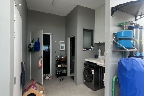 House in Samut Prakan, Thailand 4 bedrooms № 159173 - photo 12