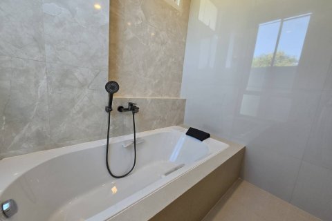 Вилла в Хуа Хине, Таиланд с 3 спальнями  № 159175 - фото 29