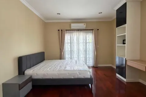 Villa à Bang Na, Bangkok, Thaïlande 4 chambres № 159172 - photo 16