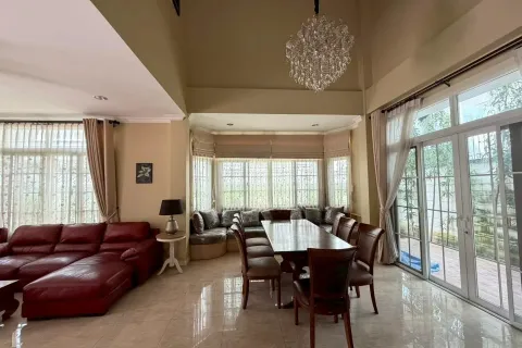 Villa à Bang Na, Bangkok, Thaïlande 4 chambres № 159172 - photo 14