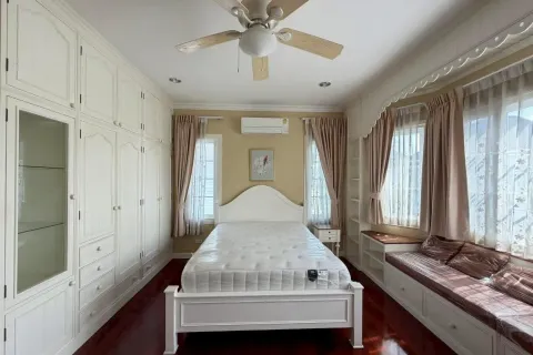 Villa à Bang Na, Bangkok, Thaïlande 4 chambres № 159172 - photo 26