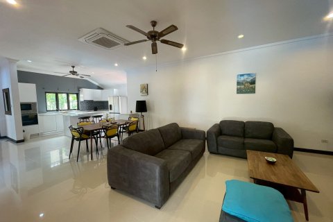 Villa in Hua Hin, Thailand 3 bedrooms № 159170 - photo 20