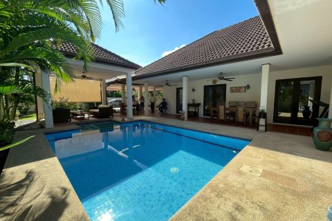 Villa in Hua Hin, Thailand 3 bedrooms № 159170