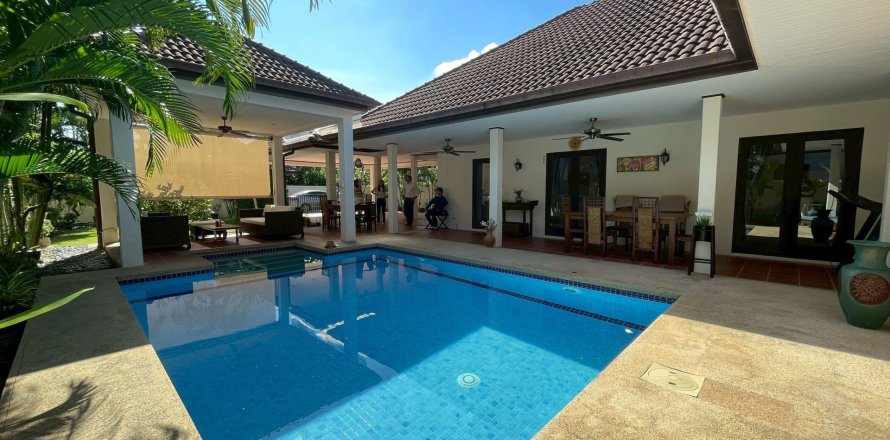 Villa in Hua Hin, Thailand 3 bedrooms № 159170