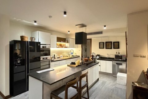 Кондоминиум с 2 спальнями в Ян Наве, Бангкок, Таиланд № 159174 - фото 2