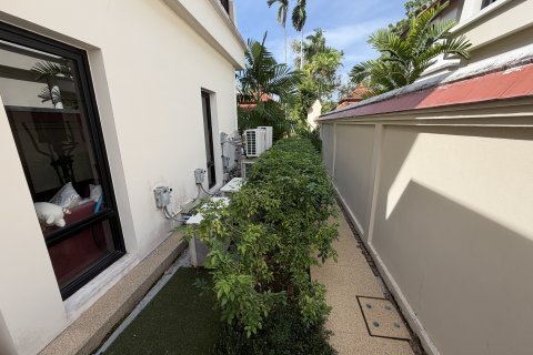 Villa à Phuket, Thaïlande 4 chambres № 154013 - photo 27