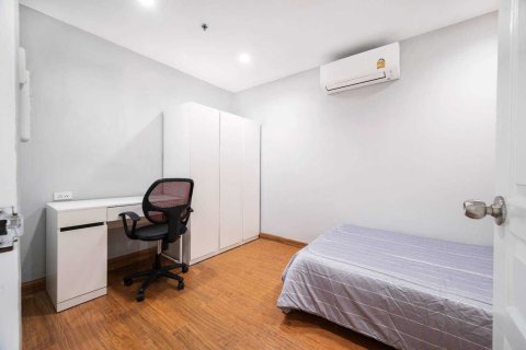 Condo in Khlong Toei, Bangkok, Thailand, 2 bedrooms № 154014 - photo 5