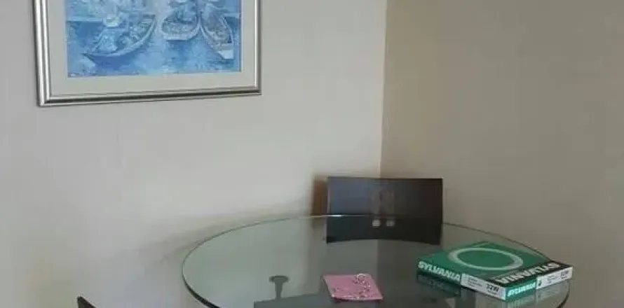 Condo à Watthana, Bangkok, Thaïlande, 2 chambres  № 156650