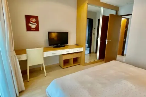 Condo à Watthana, Bangkok, Thaïlande, 2 chambres  № 156654 - photo 12