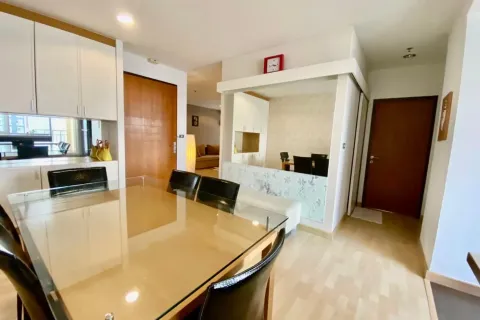 Condo à Watthana, Bangkok, Thaïlande, 2 chambres  № 156654 - photo 3