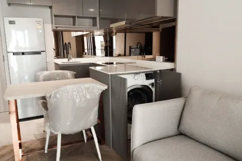 Студия в кондо в Ваттхане, Бангкок, Таиланд № 156649 - фото 5