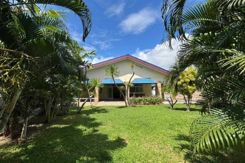 Дом в Паттайе, Таиланд с 3 спальнями  № 147202 - фото 1