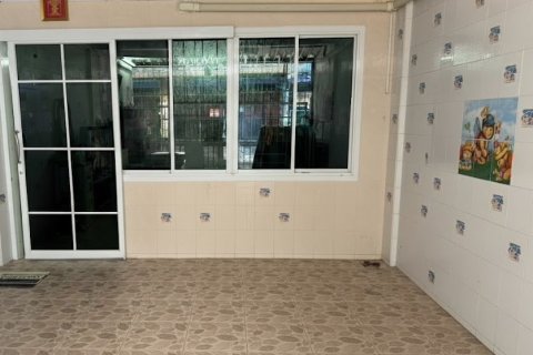 Townhouse à Chom Thong, Bangkok, Thaïlande 3 chambres № 147201 - photo 2