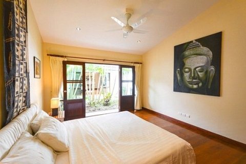 Villa in Kathu, Thailand 3 bedrooms № 154757 - photo 11