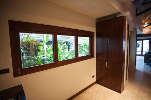 Villa in Kathu, Thailand 3 bedrooms № 154757 - photo 9