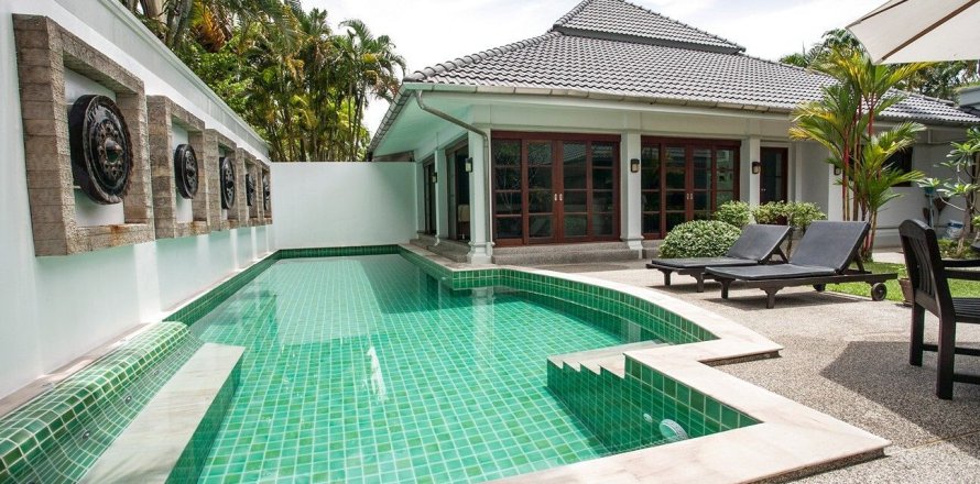 Villa in Kathu, Thailand 3 bedrooms № 154757