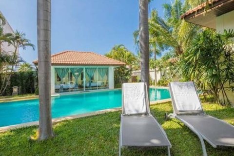 Вилла в Паттайе, Таиланд с 12 спальнями  № 153232 - фото 17