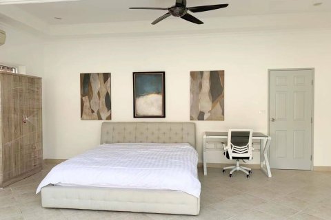 Вилла в Паттайе, Таиланд с 12 спальнями  № 153232 - фото 12