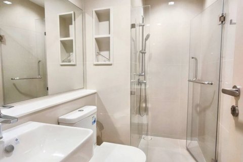 Кондоминиум с 2 спальнями в Бангкоке, Таиланд № 115194 - фото 7