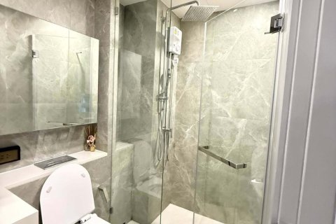 Studio in the Condo in Huai Khwang, Bangkok, Thailand  № 169442 - photo 8