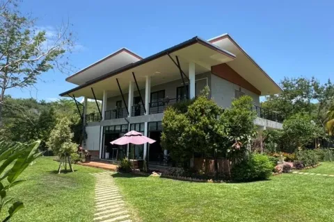 Terrain à Mae Chan, Thaïlande 14400 m2 № 169447