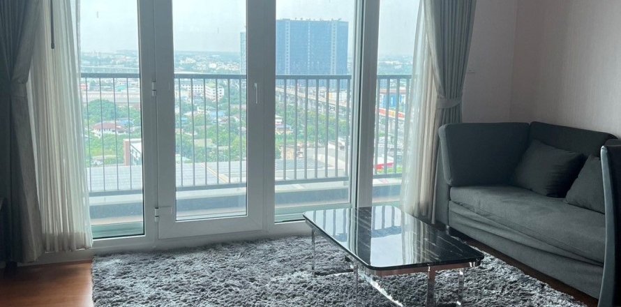 Condo in Samut Prakan, Thailand, 2 bedrooms  № 169444