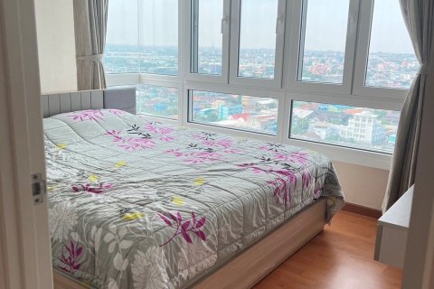 Condo in Samut Prakan, Thailand, 2 bedrooms  № 169444 - photo 3