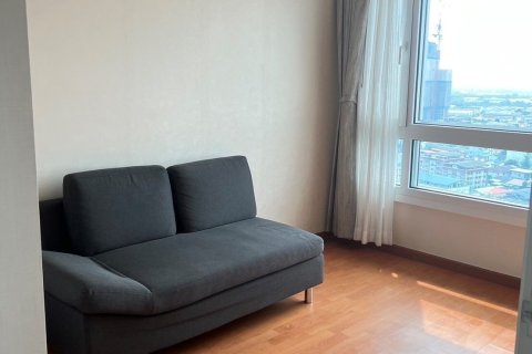 Condo in Samut Prakan, Thailand, 2 bedrooms  № 169444 - photo 8