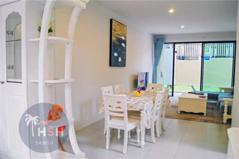 Townhouse in Ko Samui, Thailand 3 bedrooms № 179952 - photo 2
