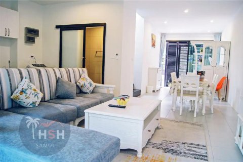 Townhouse in Ko Samui, Thailand 3 bedrooms № 179952 - photo 11