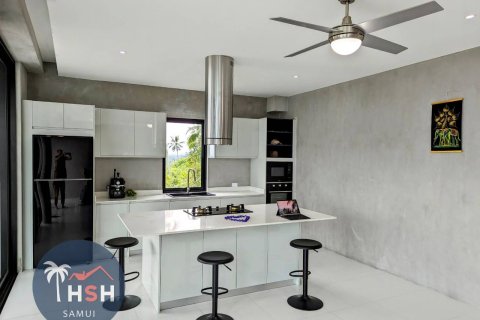 Villa in Ko Samui, Thailand 4 bedrooms № 179951 - photo 3