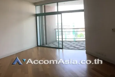 Condo in Bang Kho Laem, Bangkok, Thailand, 2 bedrooms  № 217763
