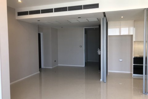 Condo in Sathon, Bangkok, Thailand, 2 bedrooms  № 151955 - photo 1