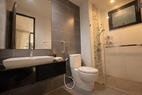 House in Pathum Thani, Thailand 3 bedrooms № 167328 - photo 21