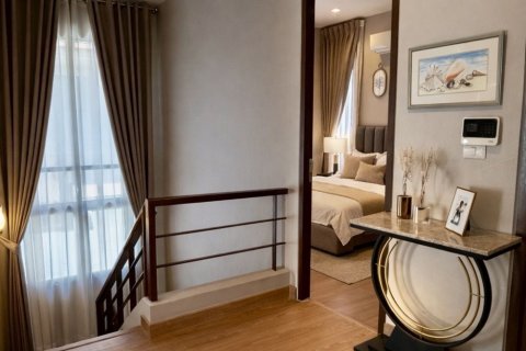 House in Pathum Thani, Thailand 3 bedrooms № 167328 - photo 22