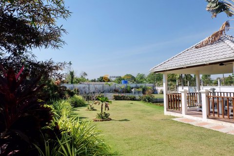 Студия в Чонбури, Таиланд № 53711 - фото 4