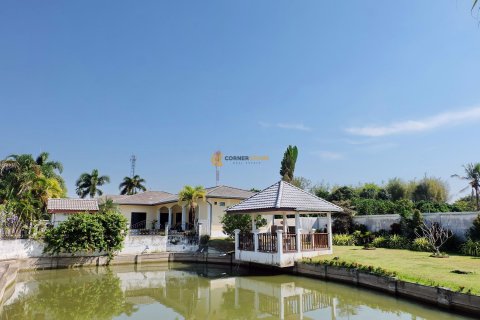 Студия в Чонбури, Таиланд № 53711 - фото 3