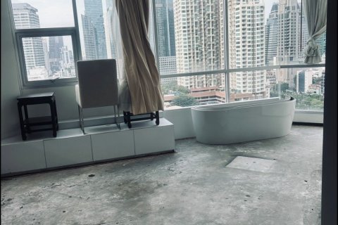 Condo à Sathon, Bangkok, Thaïlande, 2 chambres  № 152822 - photo 4