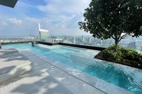 Studio dans le Condo à Watthana, Bangkok, Thaïlande  № 169296 - photo 5