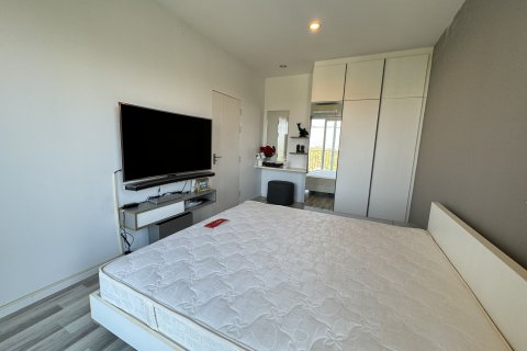 Condo in Chiang Mai, Thailand, 2 bedrooms  № 169298 - photo 5