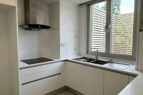 House in Bangkok, Thailand 3 bedrooms № 180908 - photo 8