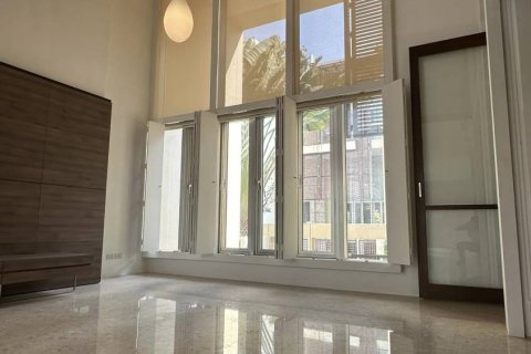 House in Bangkok, Thailand 3 bedrooms № 180908 - photo 4